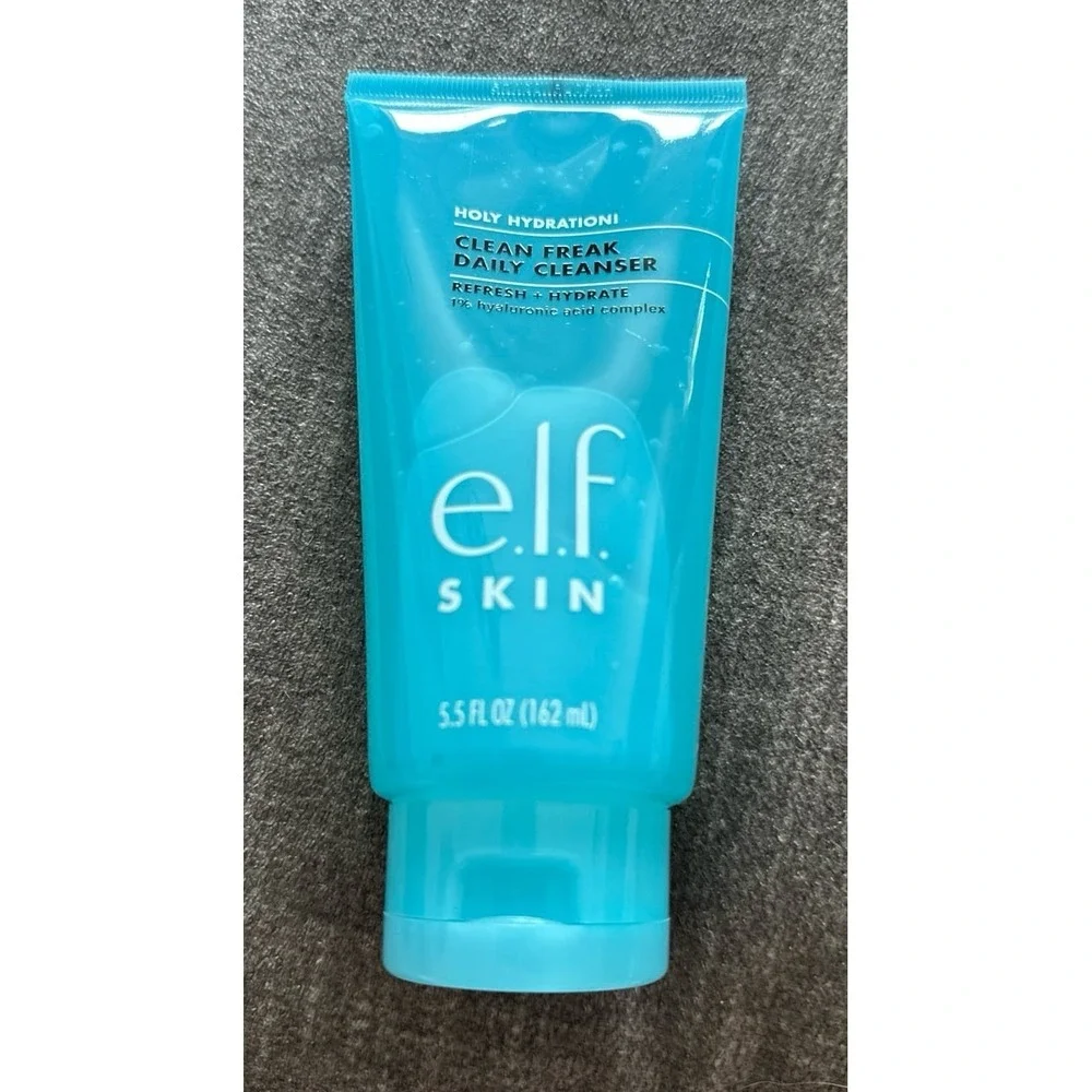 e.l.f. SKIN Holy Hydration! Clean Freak Daily Cleanser